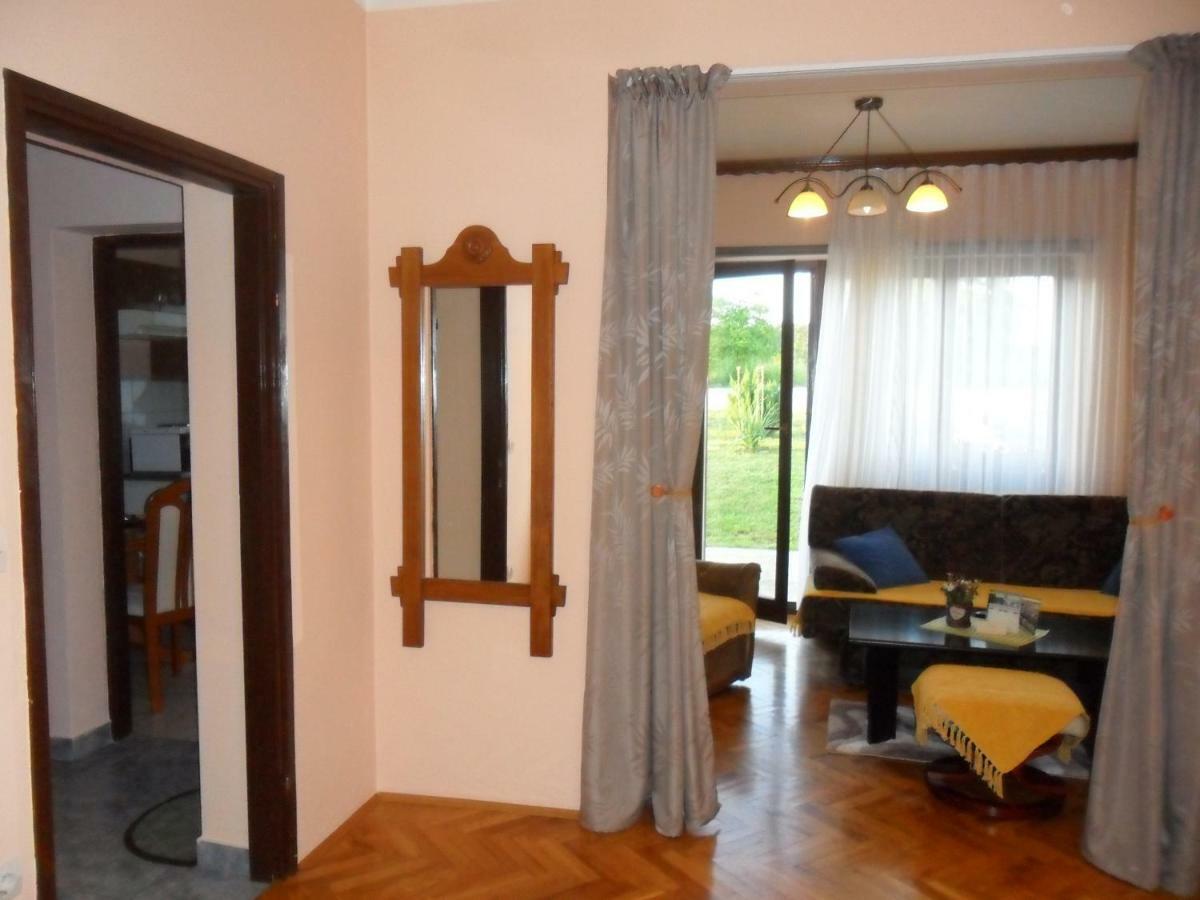 Studio Apartment Ivona & Tin سلوني المظهر الخارجي الصورة